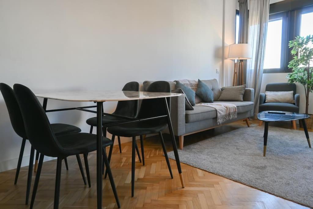 For You Rentals Apartamento Temporal Centrico De Dos Dormitorios Sil2 Madrid Exterior photo